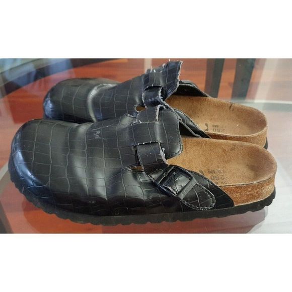 Birkenstock Shoes - Betula Birkenstock clog size 39/8